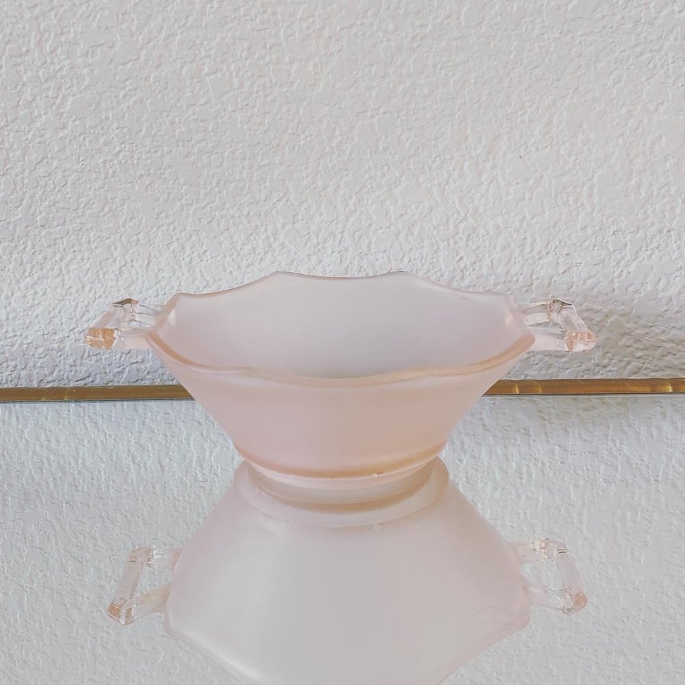 Vintage frosted pink catch all / trinket dish